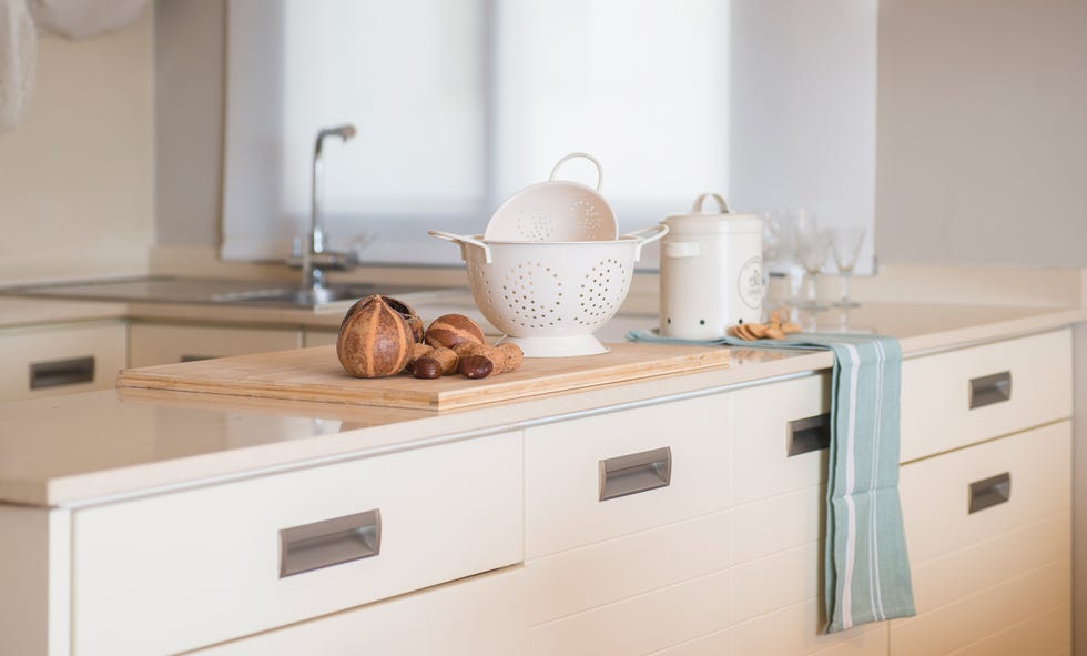 cocina blanca en u