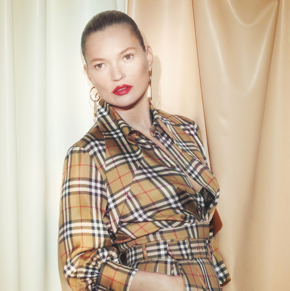 Burberry and Vivienne Westwood collaboration – Burberry and Vivienne  Westwood release more details on their collaboration