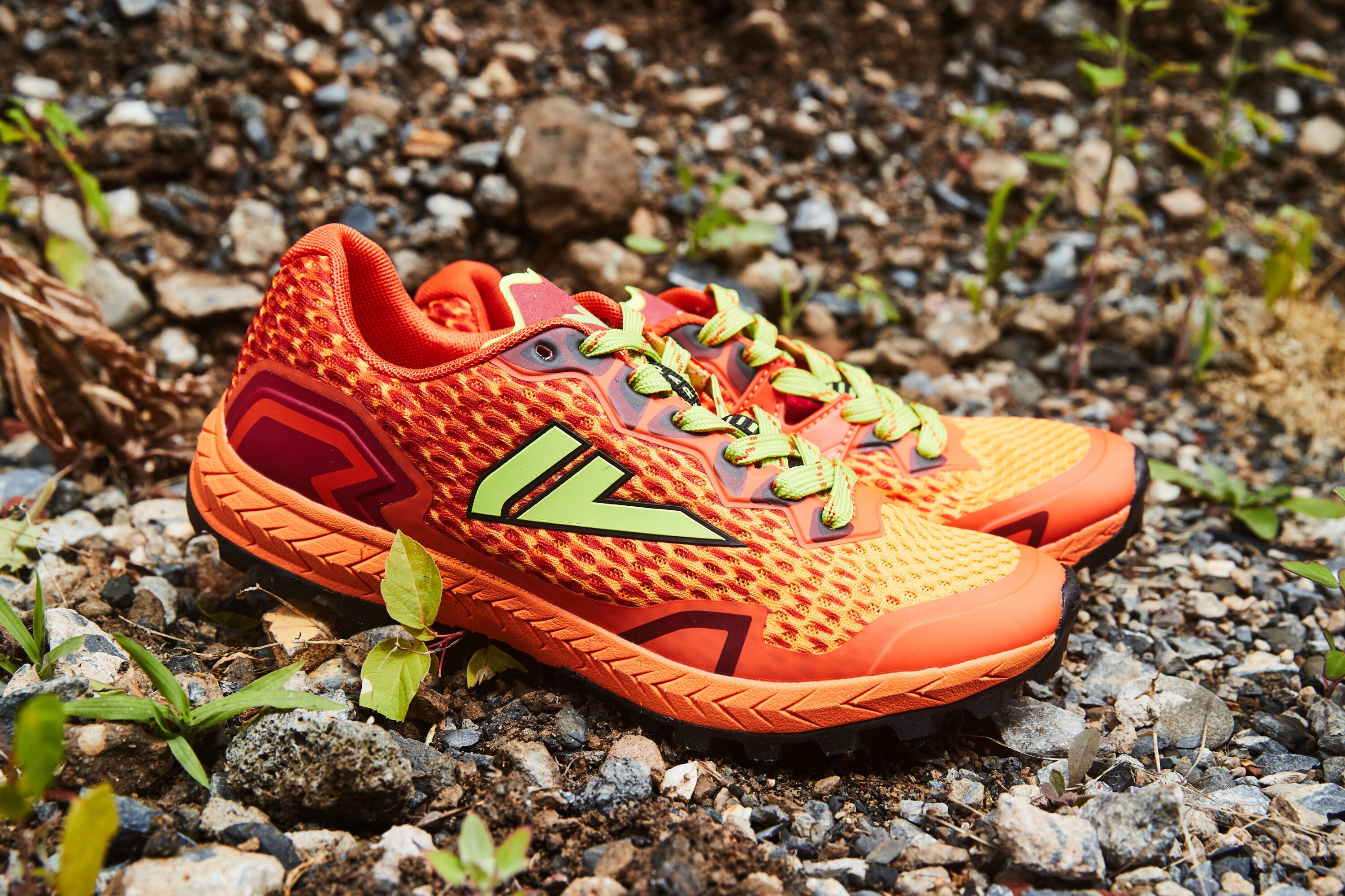 vj spark trail shoe