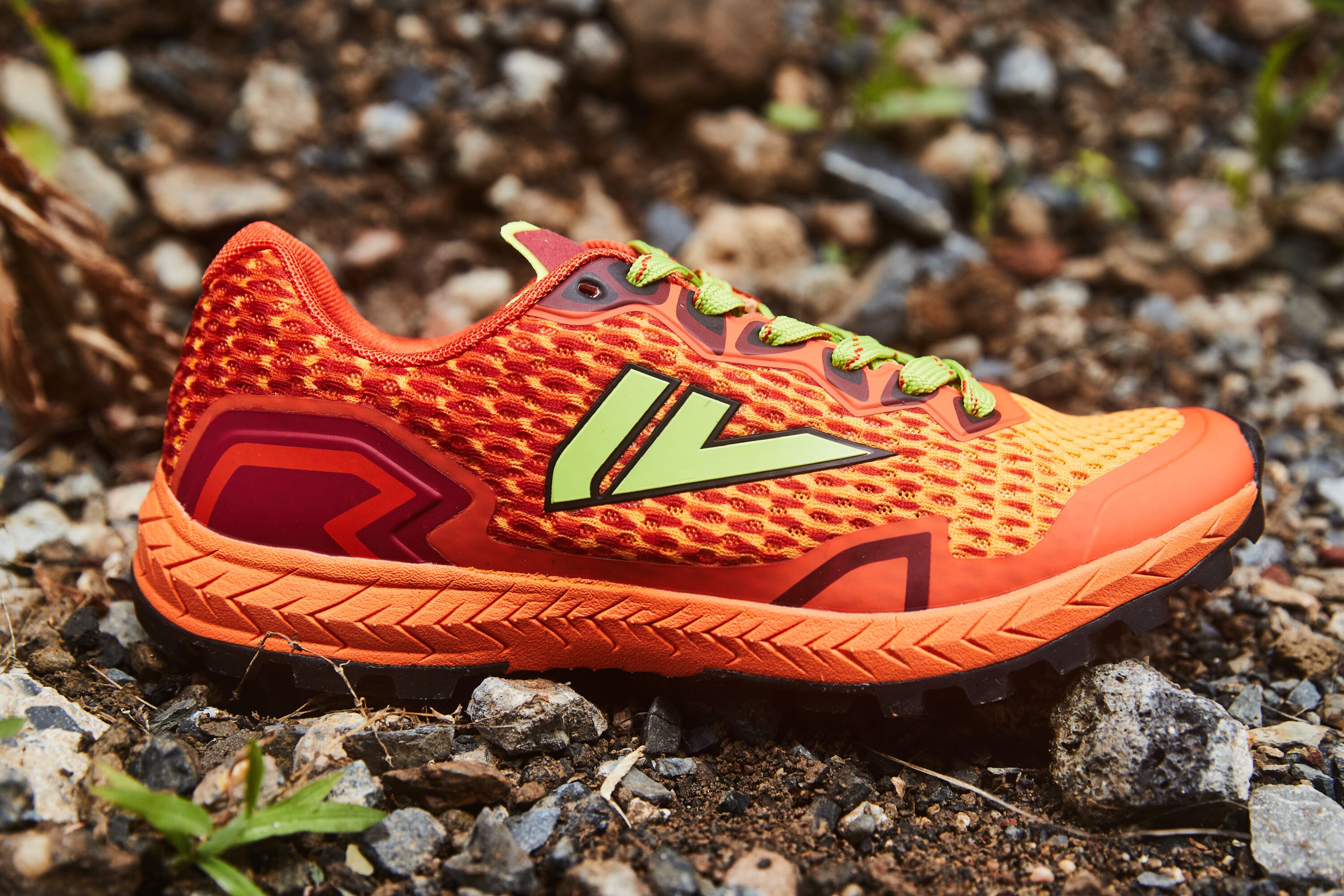 vj spark trail shoe