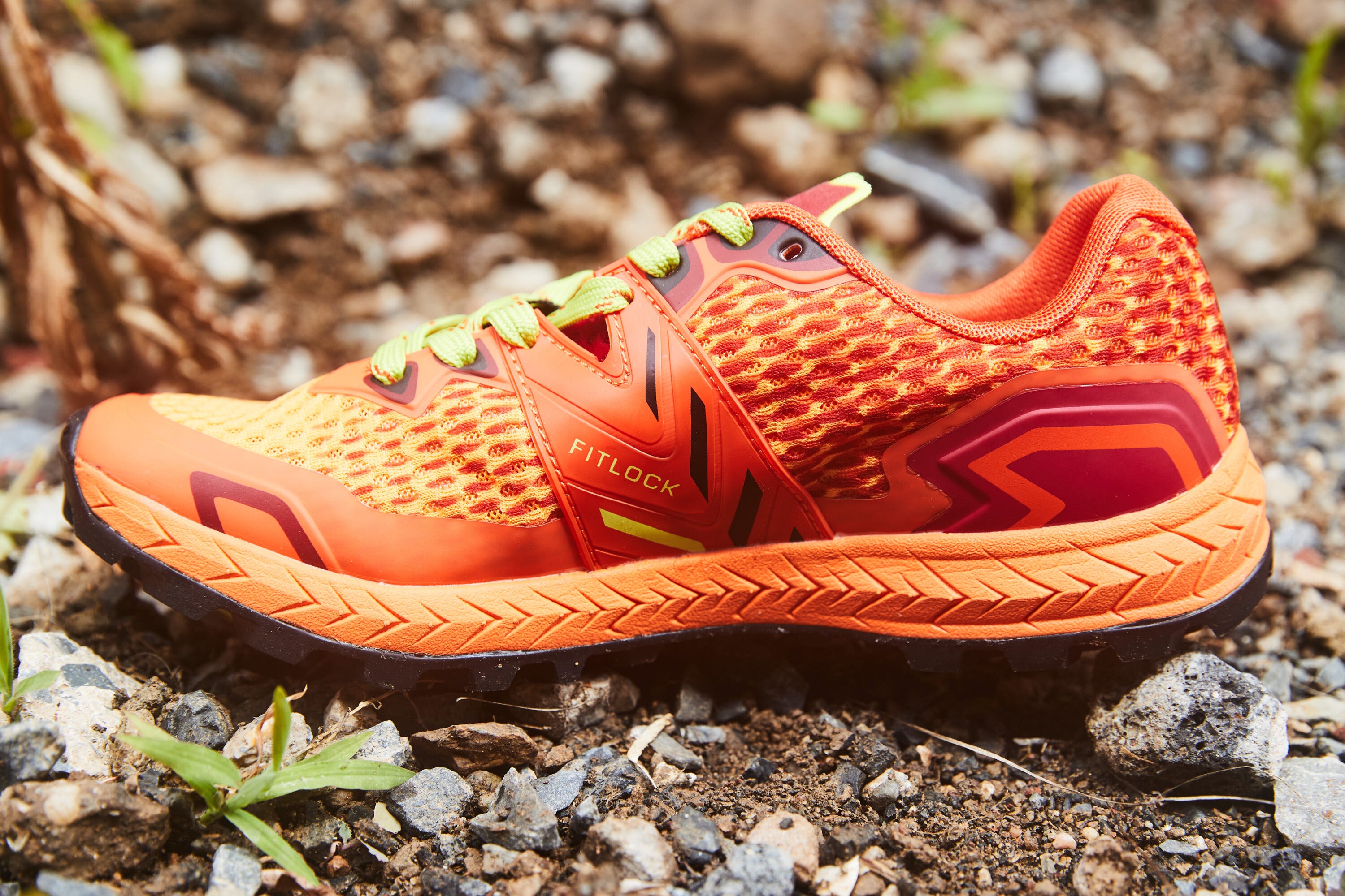 vj spark trail shoe
