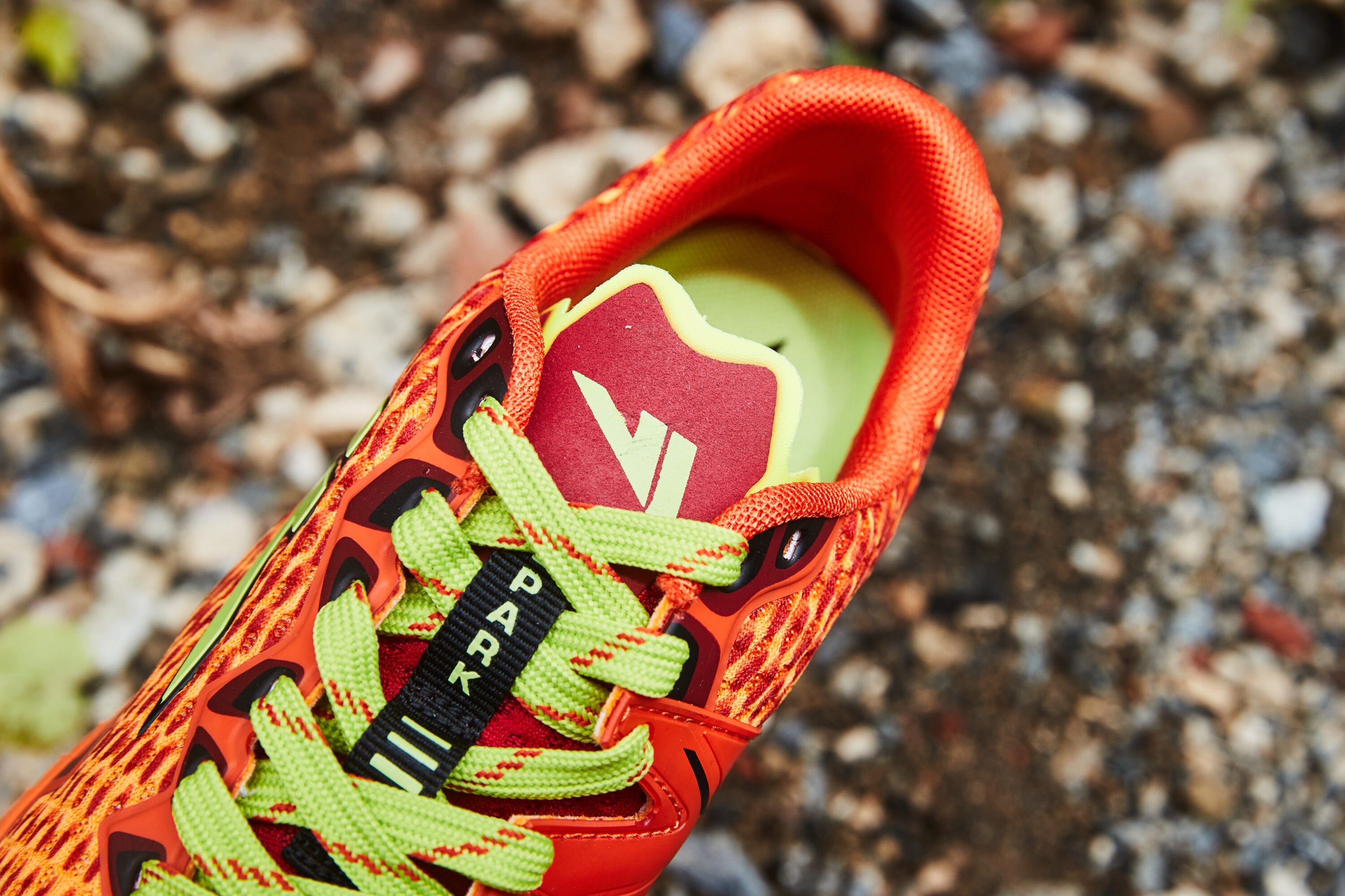 vj spark trail shoe