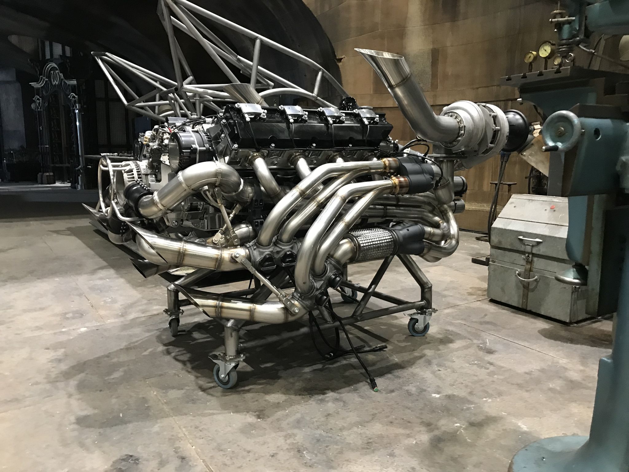 bat car engine
