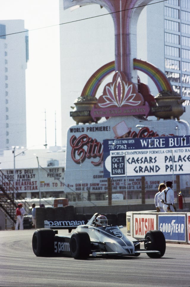 The Original Las Vegas F1 Race Was a Complete Mess