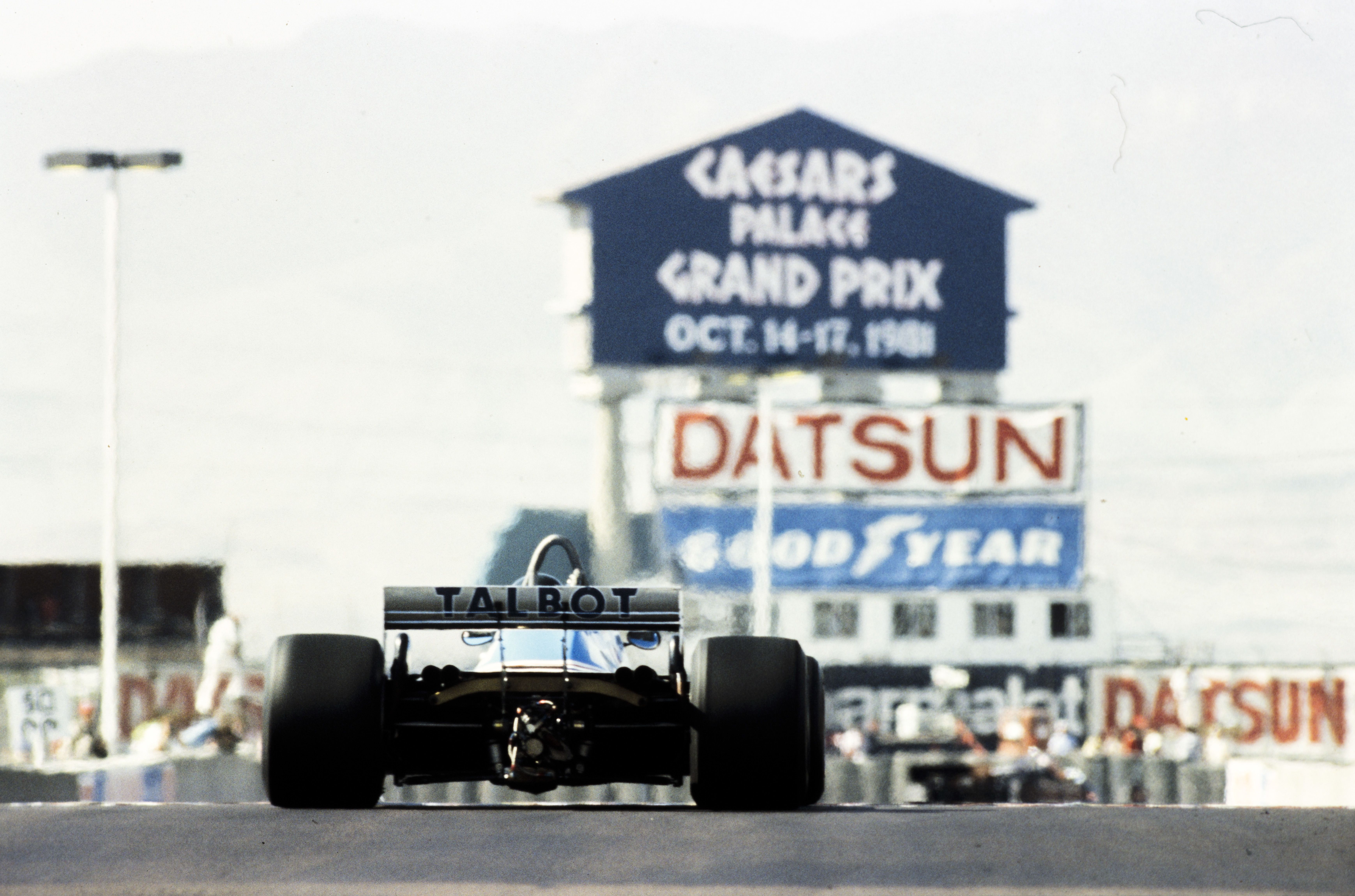 The Original Las Vegas F1 Race Was a Complete Mess