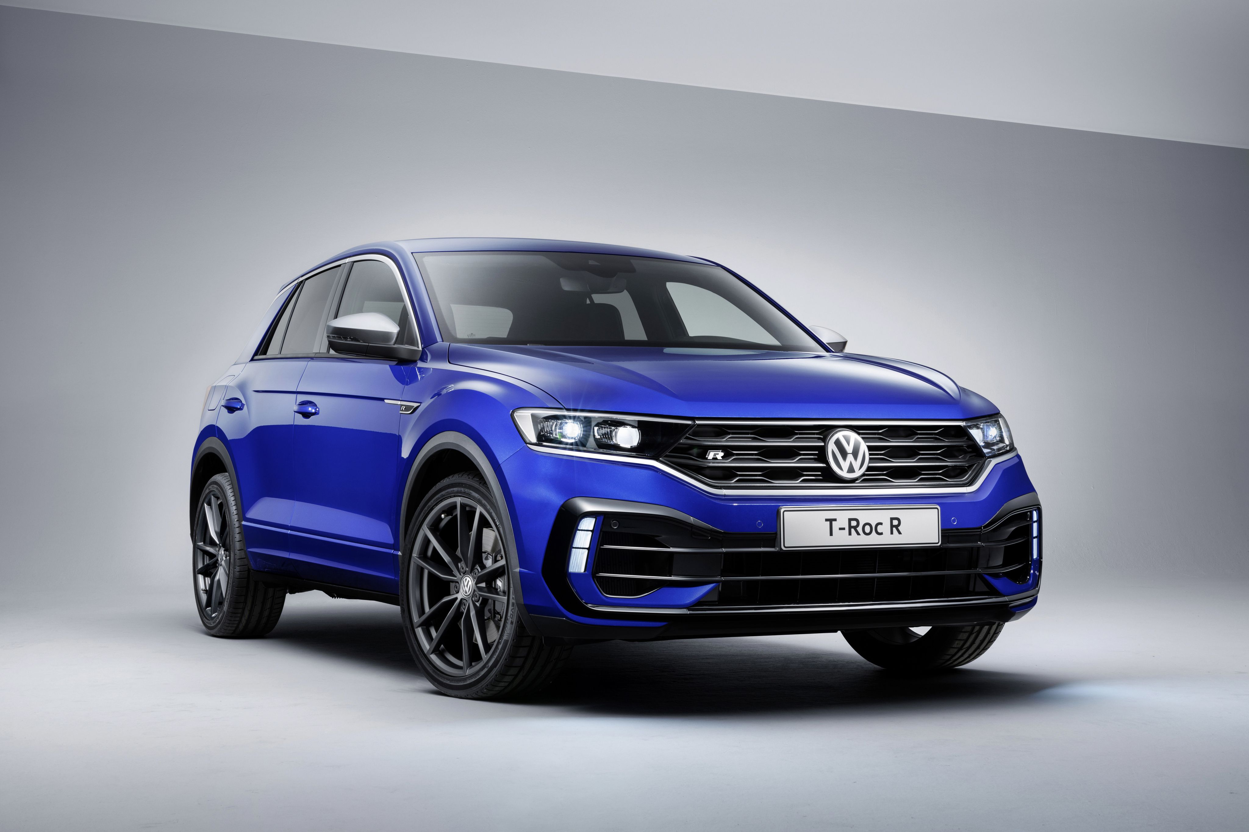 Volkswagen T-Roc R – High-Performance Turbocharged Crossover