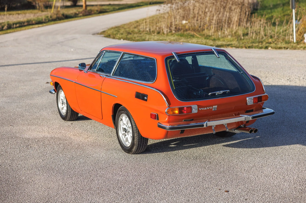 volvo-1800es-rear-656a3239142ea.png