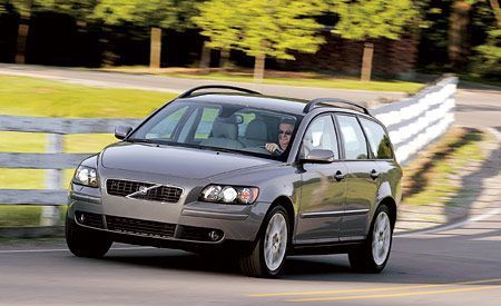 2008 Volvo S40 & V50: Redesigned and equipped with a more powerful 2.5T