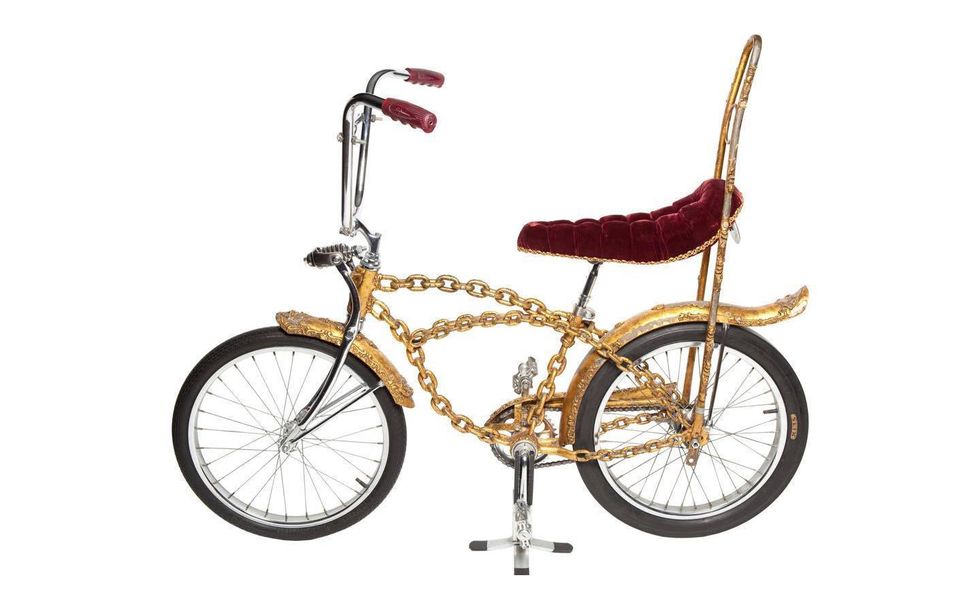 Land vehicle, Bicycle, Bicycle wheel, Vehicle, Bicycle part, Bicycle handlebar, Bicycle saddle, Bicycle fork, Bicycle accessory, Bicycle tire, 