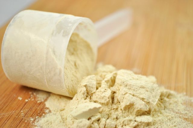 Ingredient, Food, Flour, Powder, Hardwood, Cuisine, Bread flour, All-purpose flour, Whole-wheat flour, Beige, 