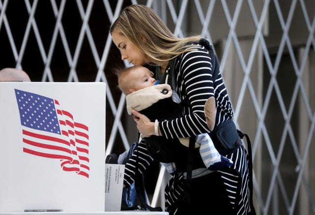 アメリカ　大統領選