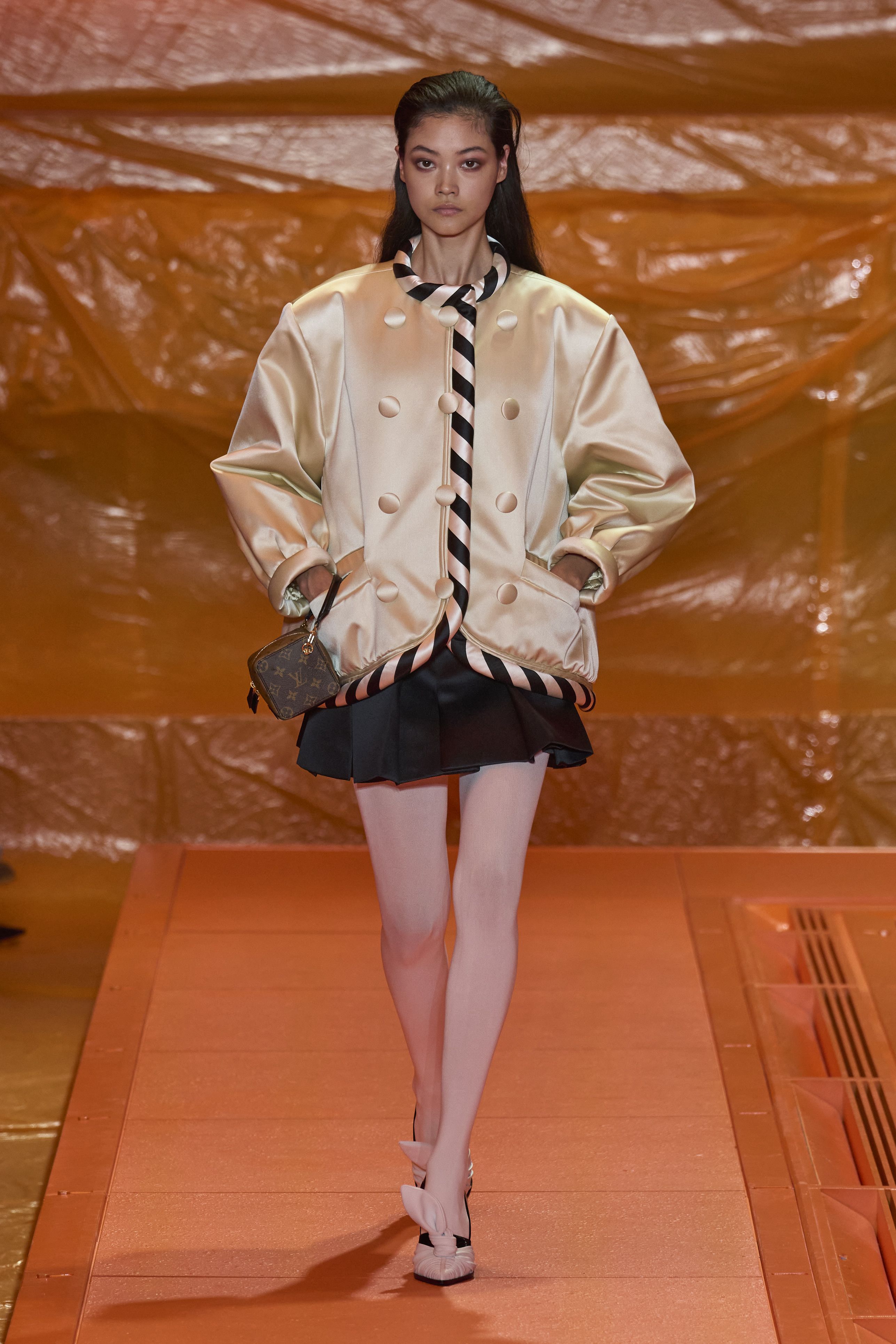 2024SS 最新作☆シンプルでお洒落☆Louis Vuitton☆ドレス raffle slit lace switching dress【beige】 – BUNNY APARTMENT