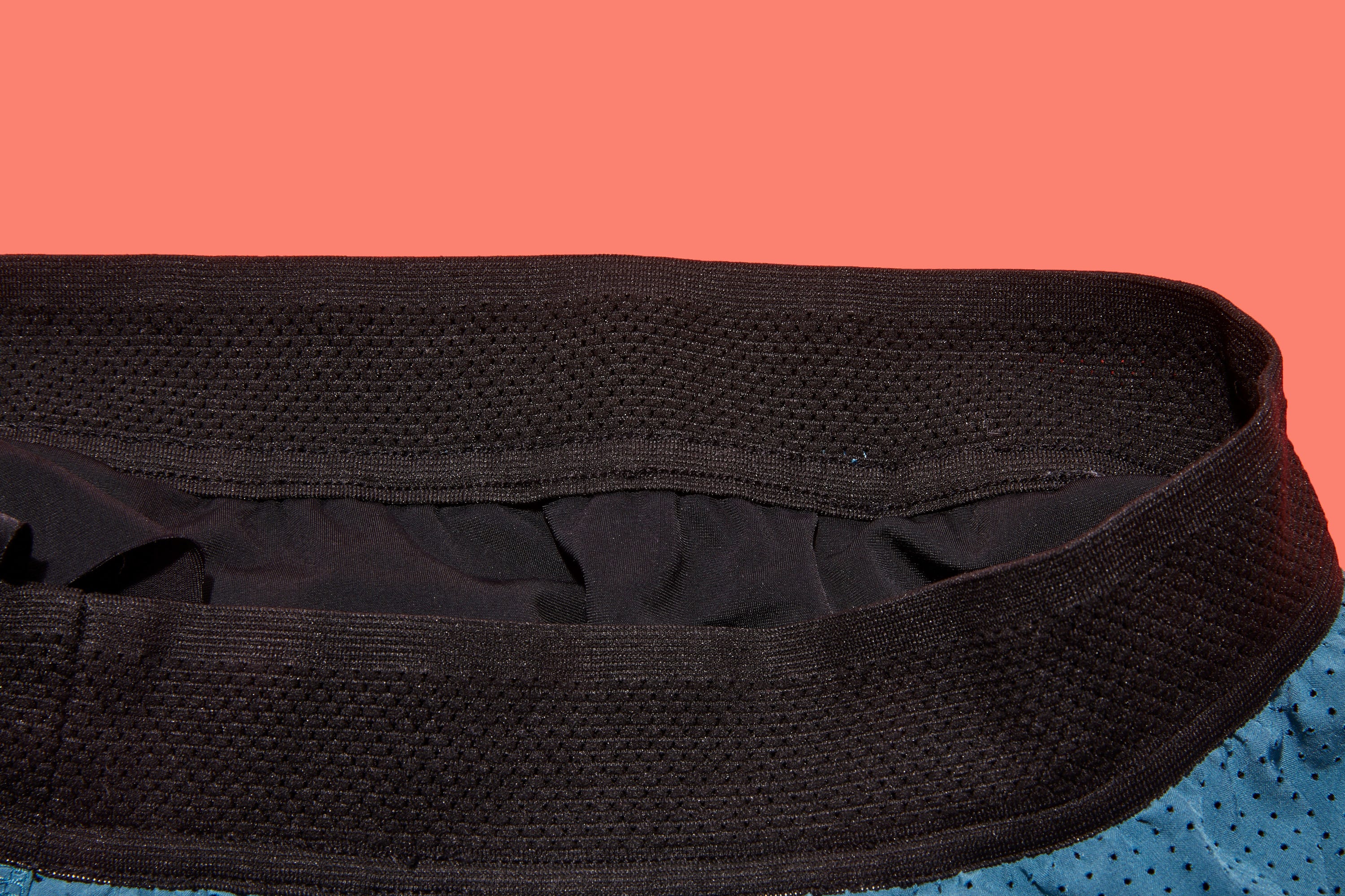 Vuori Shorts