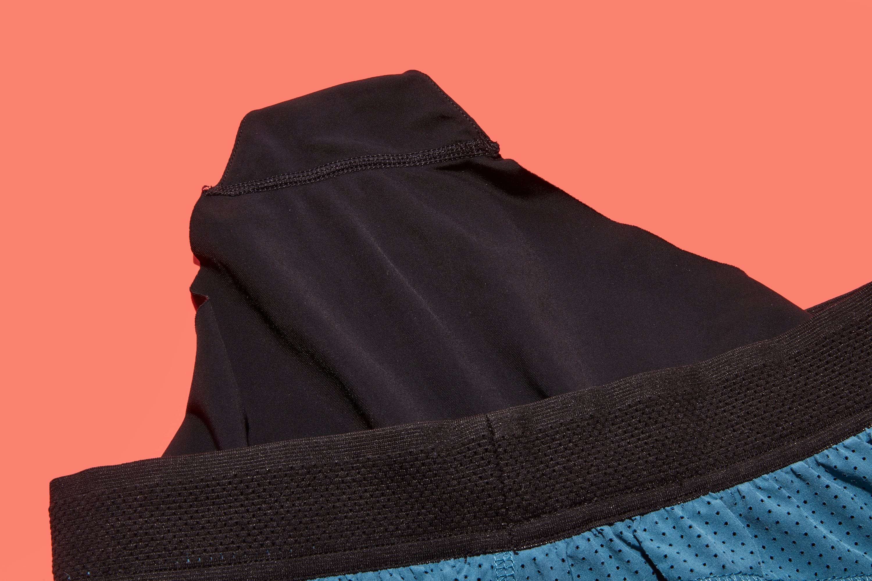 Vuori Shorts