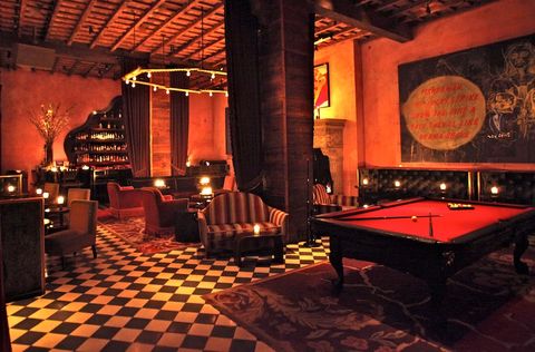 Gramercy Park Hotel rose bar
