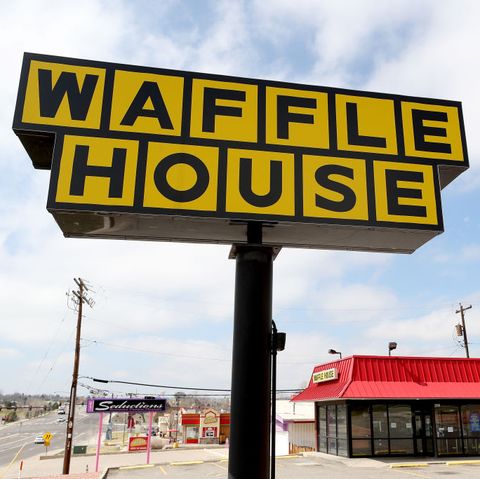 restaurants open on christmas day waffle house
