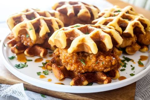 chipotle chicken and waffle sliders