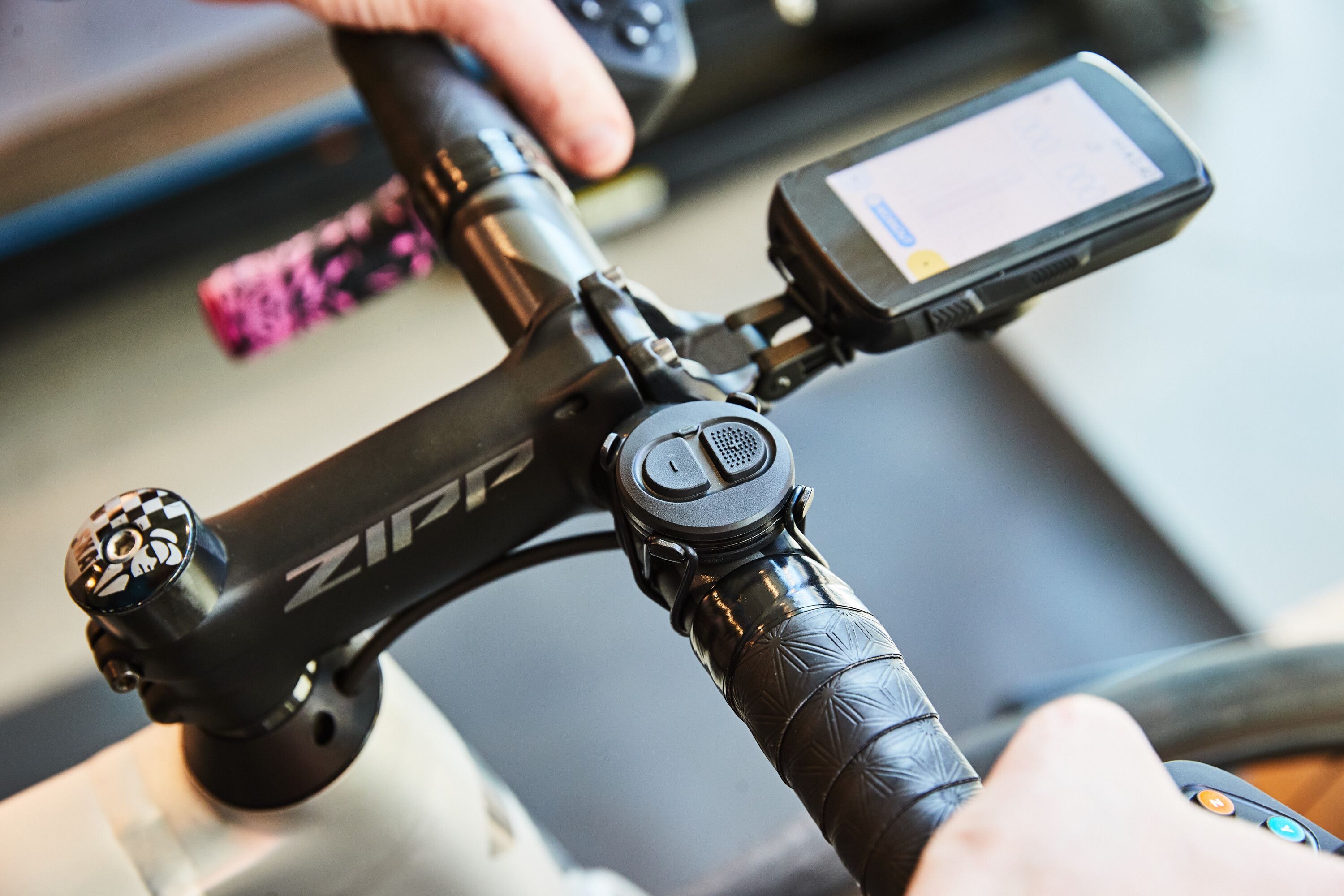 Zwift phone online mount