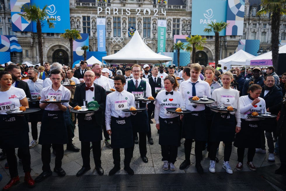 france tradition lifestyle waiters race