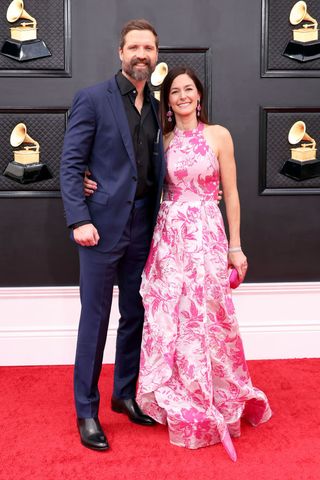 walker hayes and laney hayes at the grammy red carpet