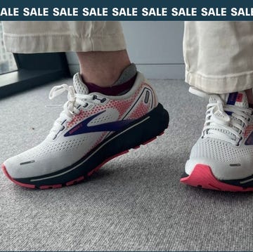 podiatrist-approved walking shoe deals may 2025 podiatrist approved walking shoe deals may 2025