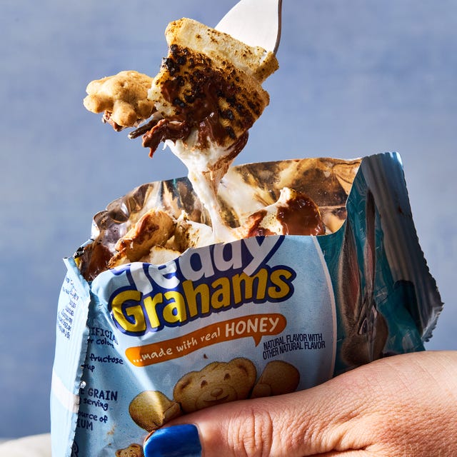Walking S'mores bags of oreos, chocolate chip cookies, and teddy grahams filled with toasted marshmallows and chocolate