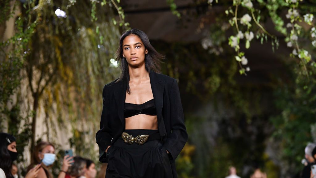 Versace Spring/Summer 2020 Keeps it Anything But Business Casual