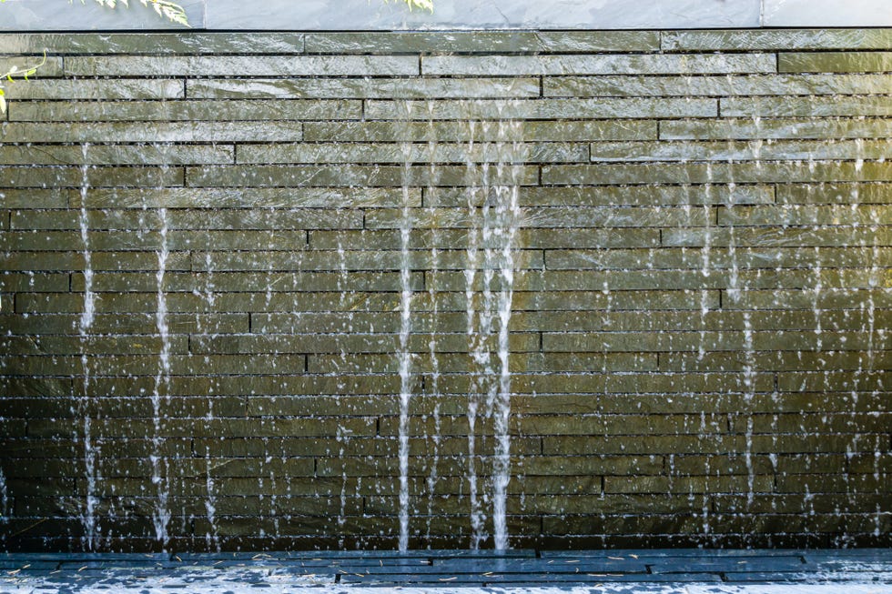 wall fountain close up