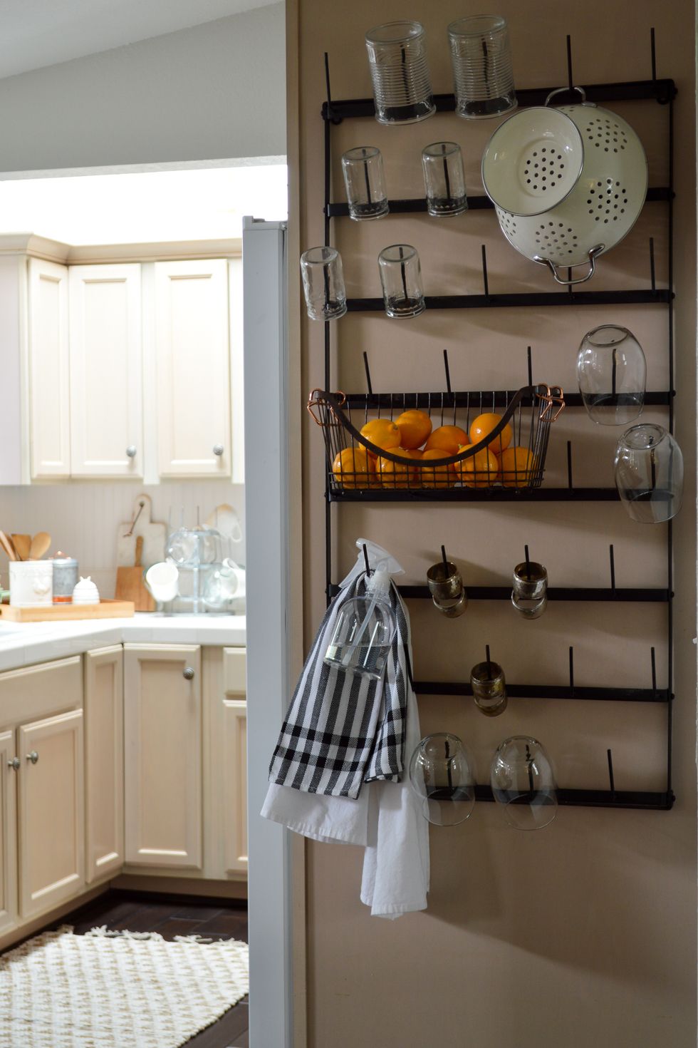 Perfect Your Kitchen Storage With This DIY Hanging Rack
