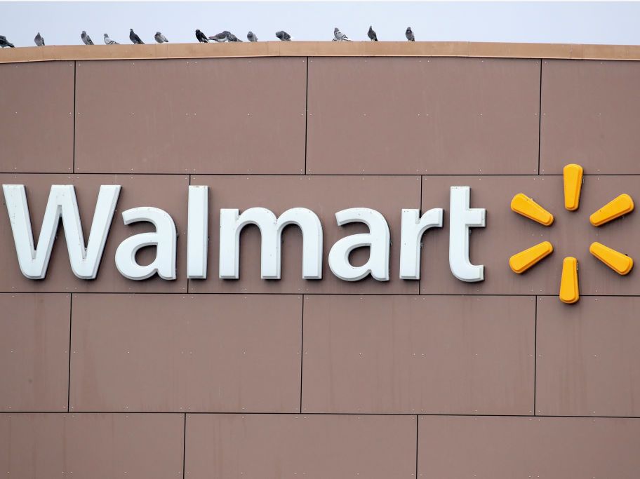 Abraham Underwood Headline Is Walmart Open On Thanksgiving Day