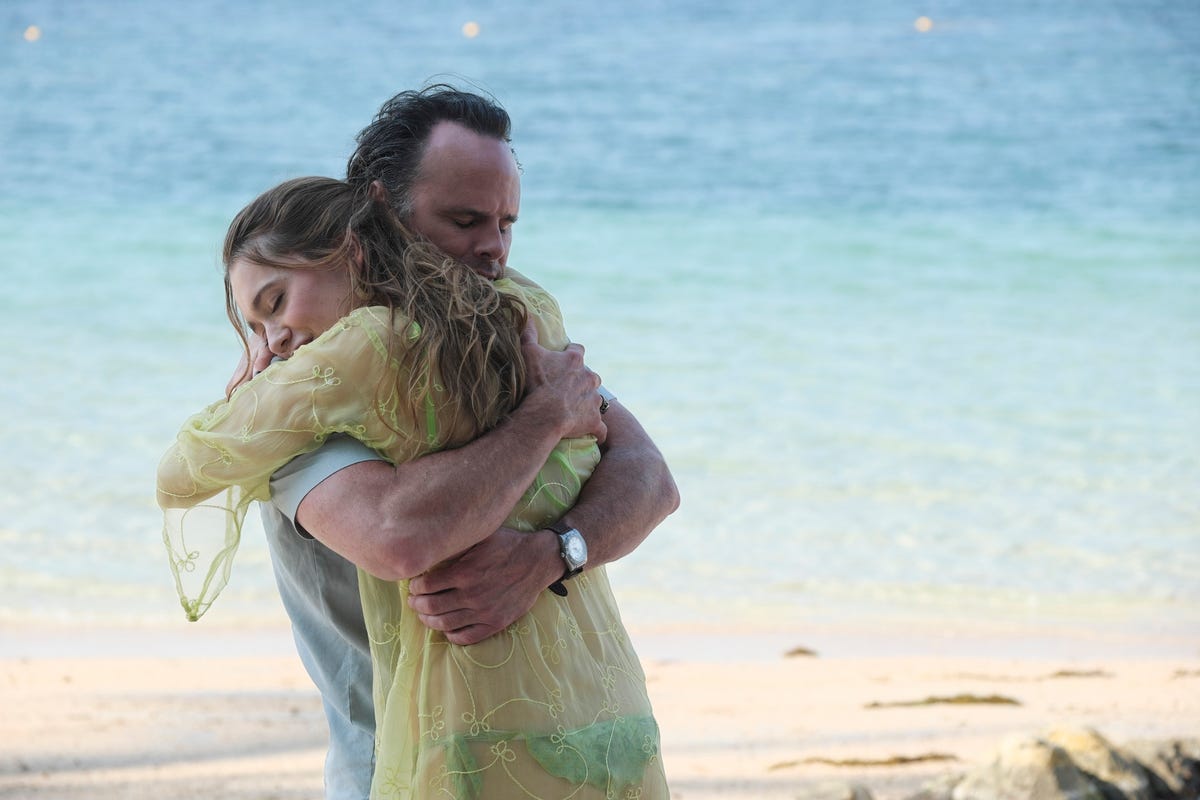 Aimee Lou Wood und Walton Goggins teilten ihre herzlichen Reaktionen auf ...