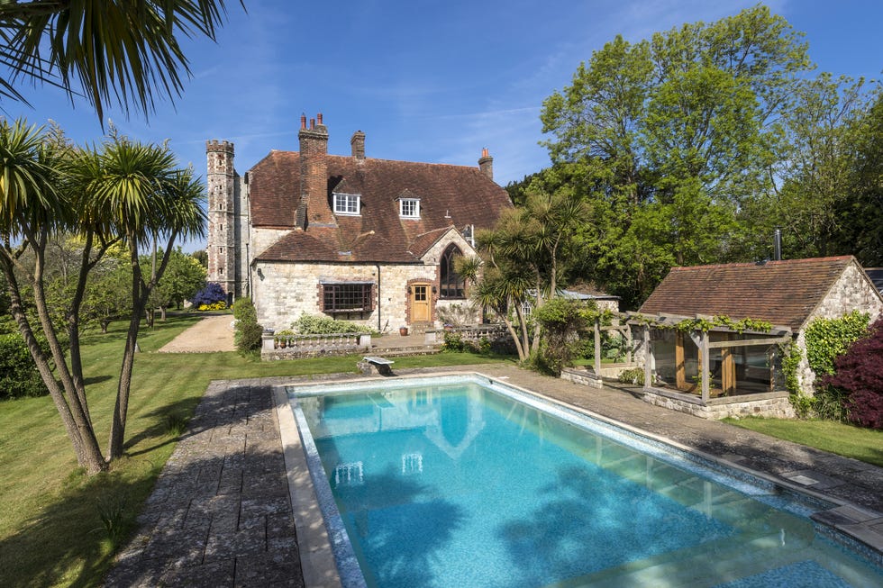 Warblington Castle - swimming pool - Hampshire -  OnTheMarket.com