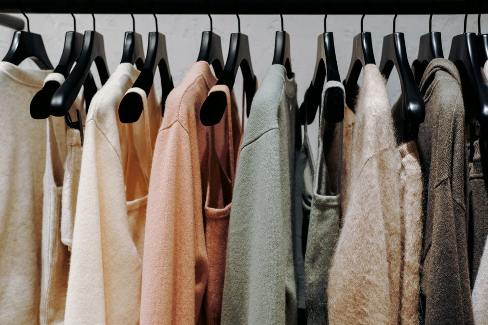 wardrobe declutter mistakes
