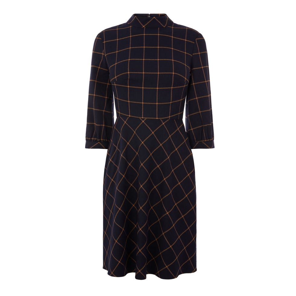 Clothing, Plaid, Tartan, Pattern, Dress, Day dress, Sleeve, Design, Outerwear, Robe, 
