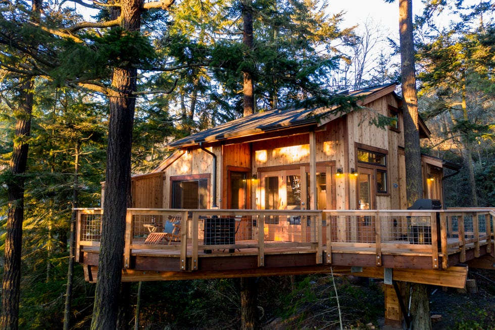 50 Most Unique Airbnb Stays in Every U.S. State (2023)