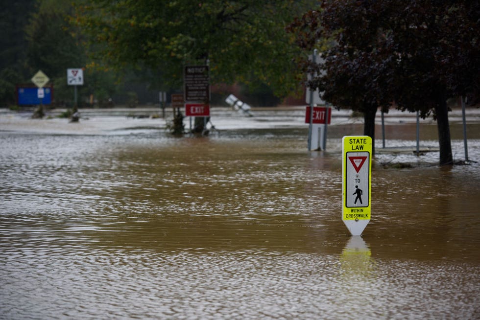 hurricane helene storm system causes flooding in north carolina