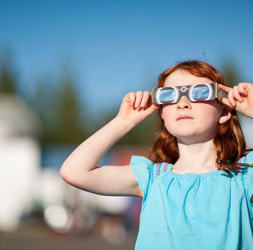 cómo proteger los ojos durante un eclipse solar
