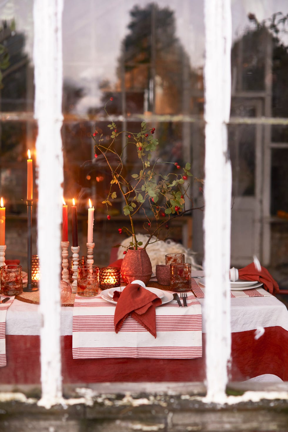 water lane christmas table