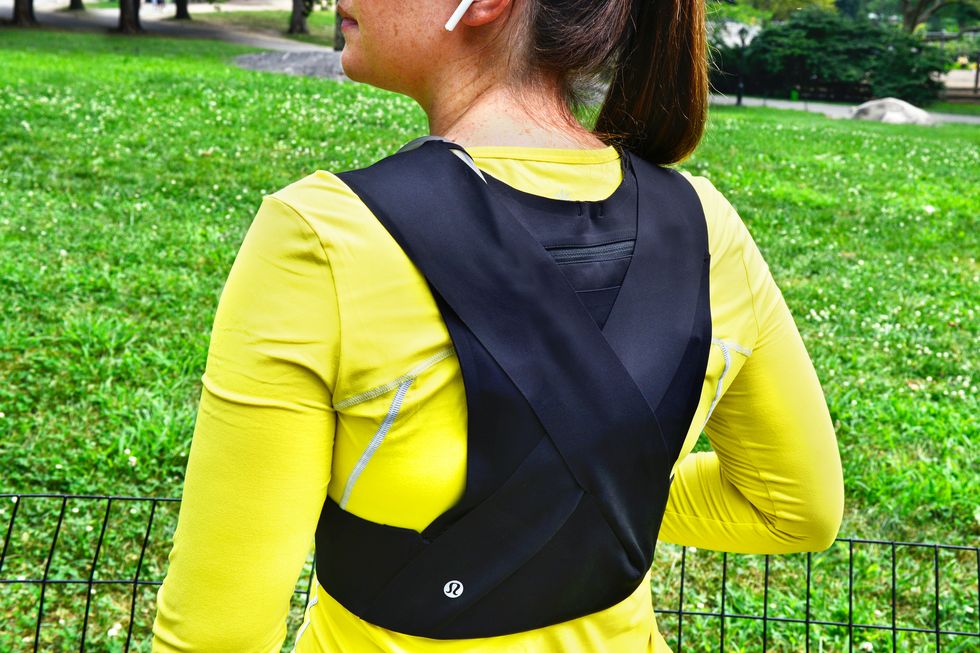 Best Hydration Vest for Women Runners - Lululemon Hydration Vest Review