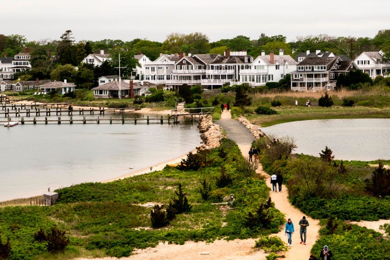 What It's Like Living in the Hamptons, Martha's Vineyard, or Nantucket