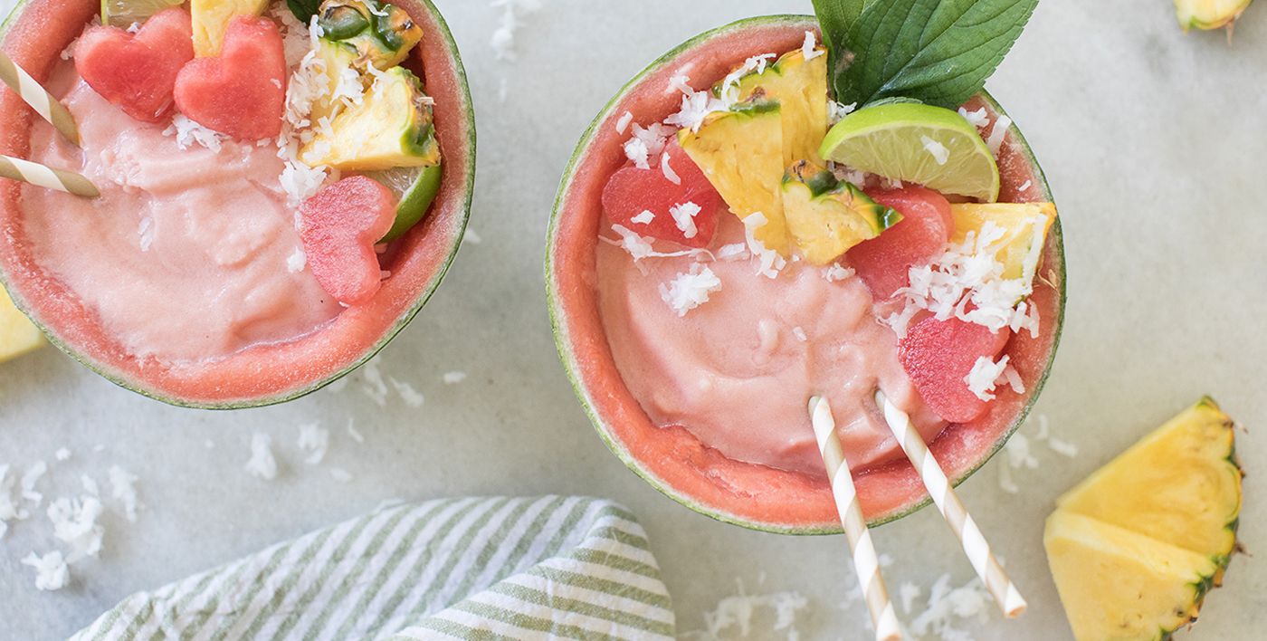 https://hips.hearstapps.com/hmg-prod/images/watermelon-pina-coladas-memorial-day-drinks-1557424487.jpg