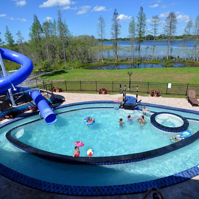 Swimming pool, Leisure, Leisure centre, Water park, Water, Recreation, Fun, Resort town, Park, Amusement park, 