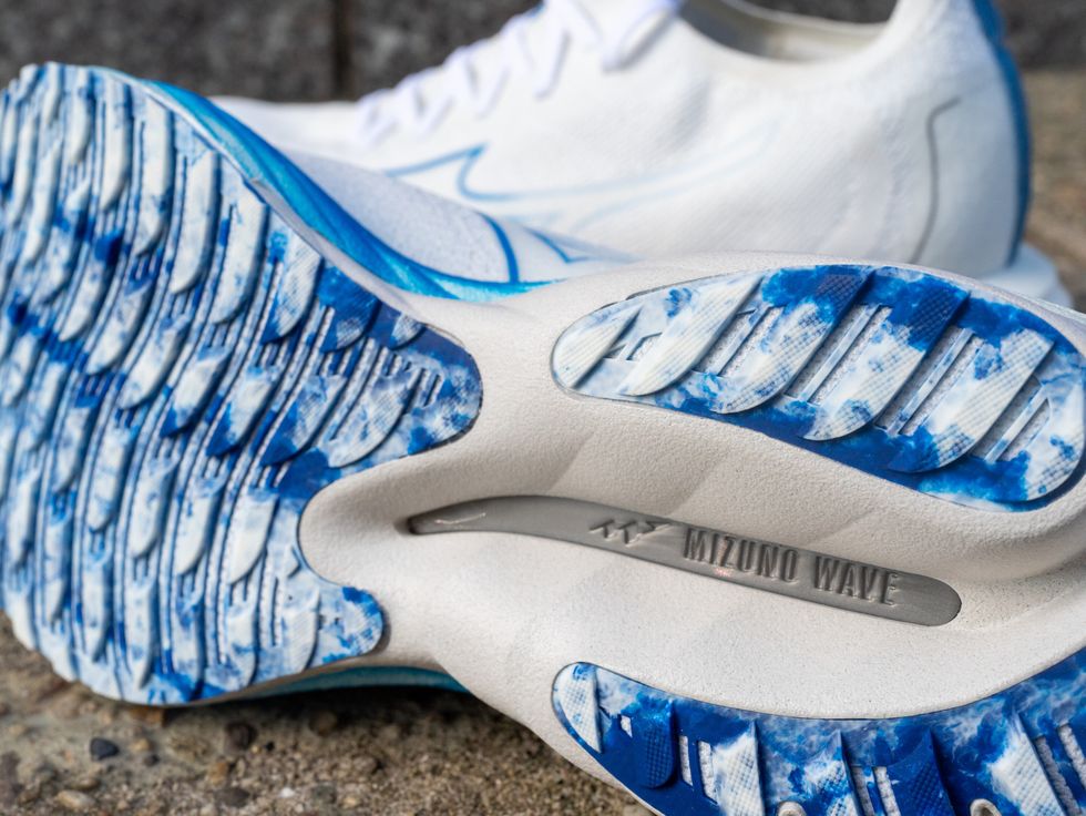 Review: Mizuno Wave Neo Ultra & Wave Neo Wind