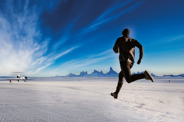 white desert antarctica race the jet marathon