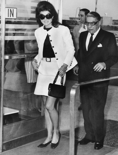 jackie onassis and aristotle onassis at airport