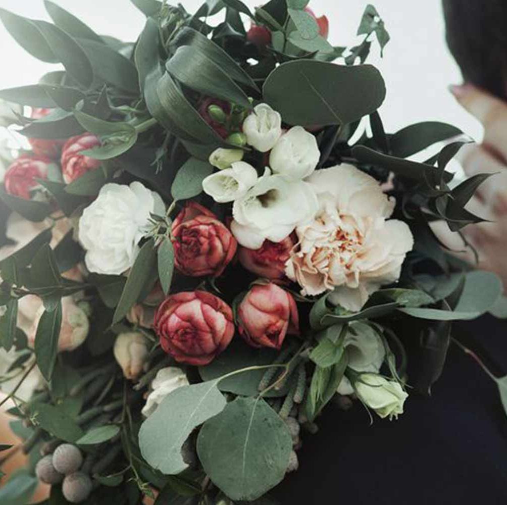 15 Fall Wedding Bouquets 2021 - Best Bridal Flower Ideas For Fall Weddings