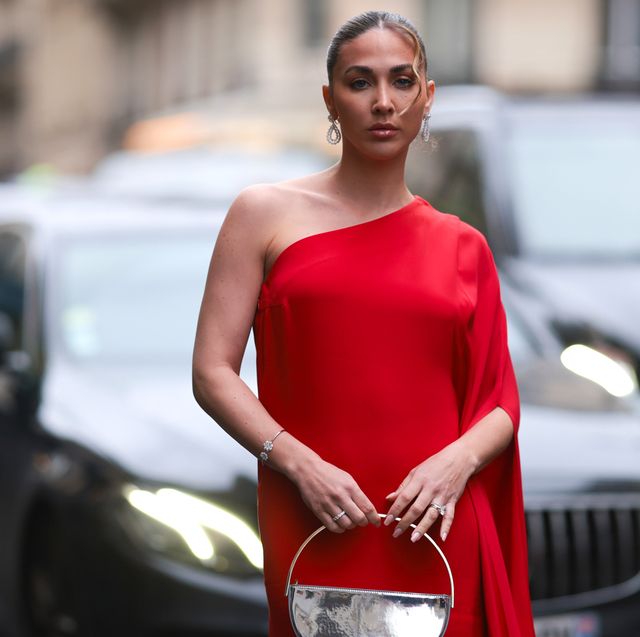 Feminine Red or Black Solid Color Christian Modest Maxi Dress - V-Neck — THE  MODEST FITTING