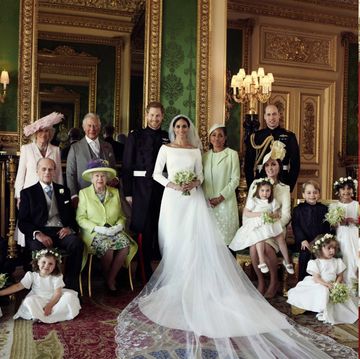 How Harry and Meghan's official wedding photos compare to William and Kate's
