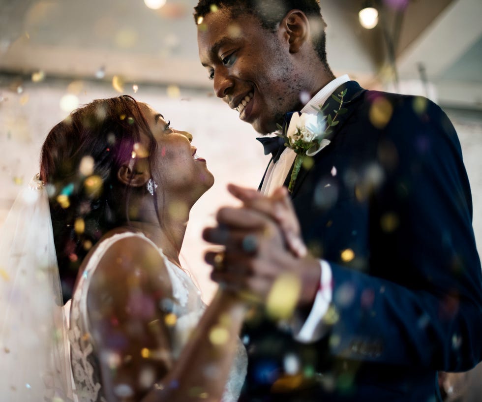 200 Perfect Wedding Wishes: What to Write in a Wedding Card