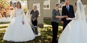 アメリカ・マサチューセッツ州に住むアリー・リビングウォーターさんは、先日、パートナーのティモシーさんとの結婚式を開催。花嫁のアリーさんが、自分の大切な日のために選んだ特別な一着は…祖母が1961年に着用したウェディングドレス！